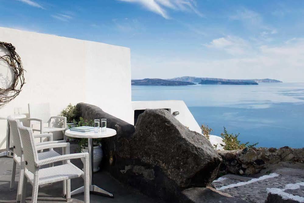 Enalion Suites Oia  Bagian luar foto