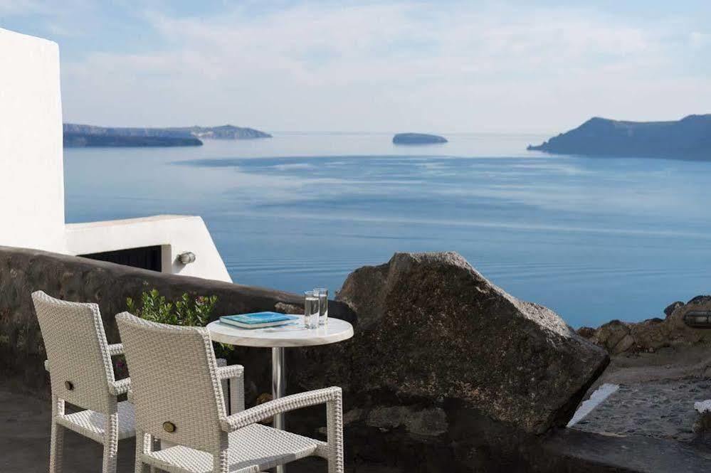 Enalion Suites Oia  Bagian luar foto